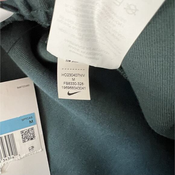 Nike Tech Women's Size Medium Sportswear Fleece Jogger Green FB8330-328 NWT - Picture 6 of 7